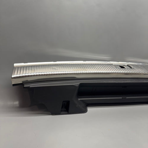 AUDI Q5 TRUNK LATCH PANEL COVER TRIM 2010 2011 2012 2013 2014 2015 8R0