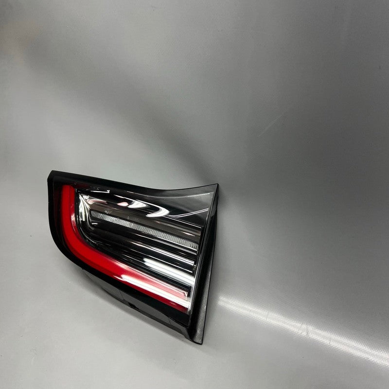TESLA MODEL Y TAIL LIGHT TRUNK LEFT DRIVER 2021 2022 2023 2024 OEM 150