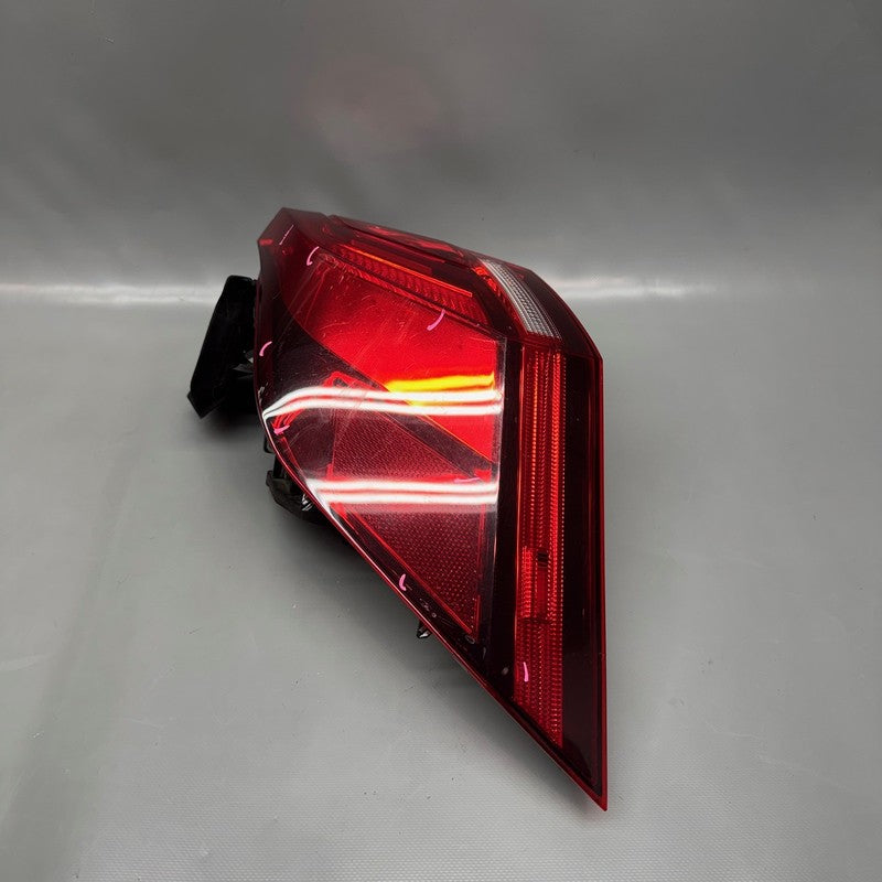 VOLKSWAGEN TIGUA TAIL LIGHT LEFT DRIVER 2018 2019 2020 OEM 5NN945095A