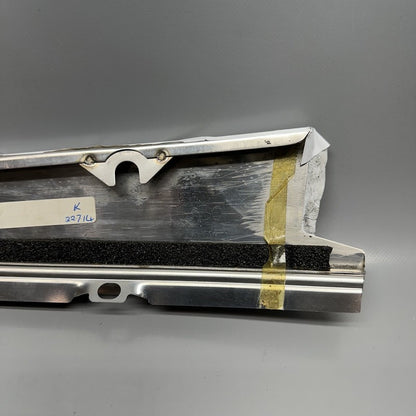 3Y5839889C BENTLEY MULSANNE BEZEL COVER B-PILLAR LEFT REAR 2014 15 16 2017 OEM A1668850701