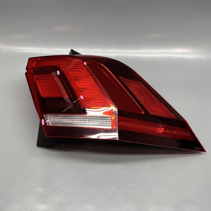 5NN945096A VOLKSWAGEN TIGUAN TAIL LIGHT RIGHT PASSENGER 2018 2019 2020 5NN945096A OEM