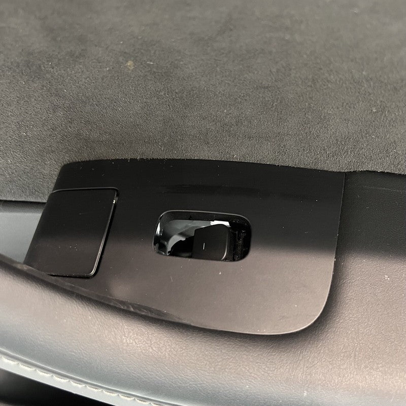 1497295-91-D TESLA MODEL Y DOOR PANEL RIGHT FRONT 2020 2021 2022 2023 OEM 1497295-91-D