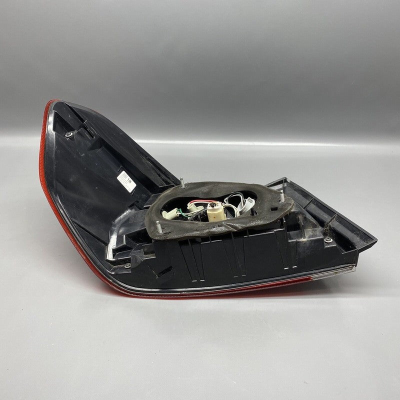 SUBARU WRX STI TAIL LIGHT RIGHT SIDE 84201VA020 2015 2016 2017 18 19 2
