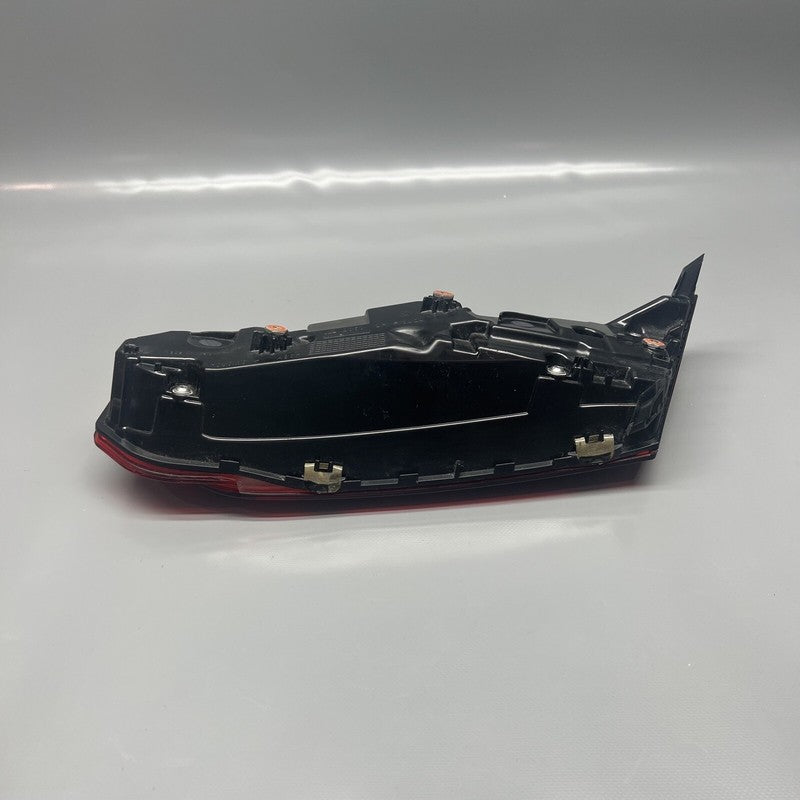 BMW 850 GRAN COUPE TAIL LIGHT LEFT INNER 2020 2021 2022 2023 2024 2025