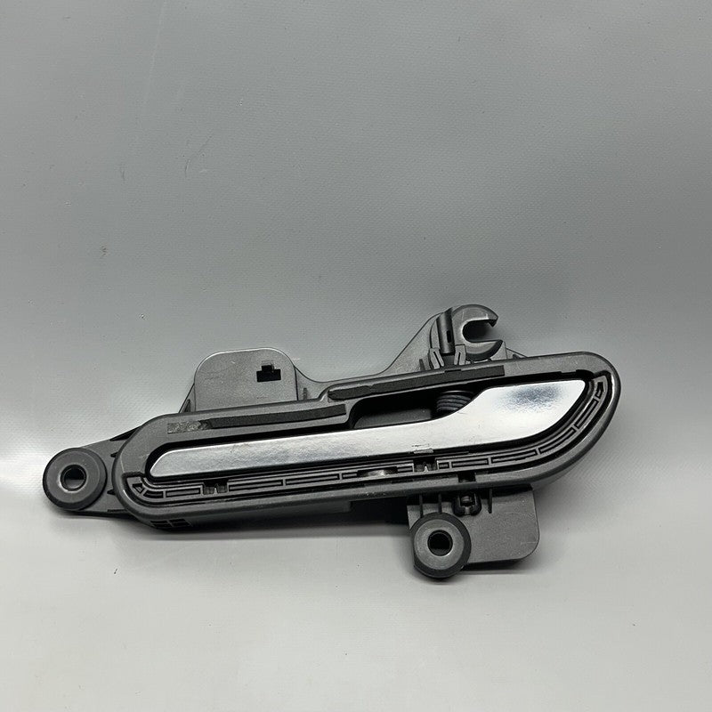 1528114-00-D TESLA MODEL Y DOOR HANDLE LEFT DRIVER 2020 2021 2022 2023 1528114-00-D OEM