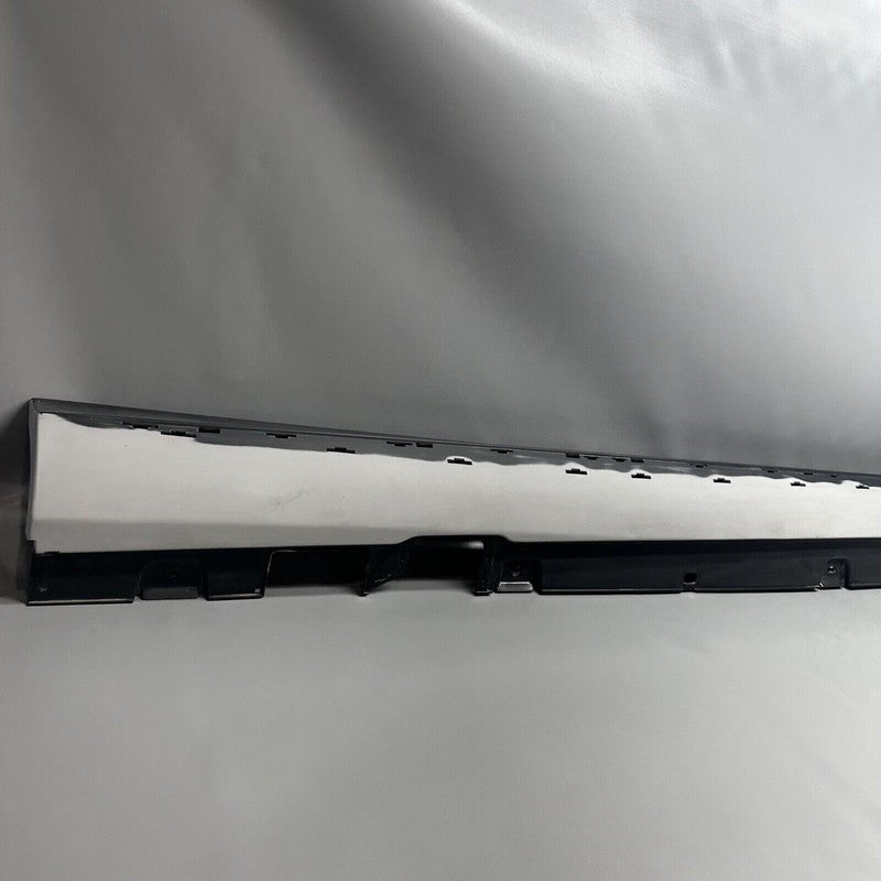 A2136900202 MERCEDES BENZ E350 ROCKER MOLDING RIGHT 2017 2018 2019 OEM A2136900202