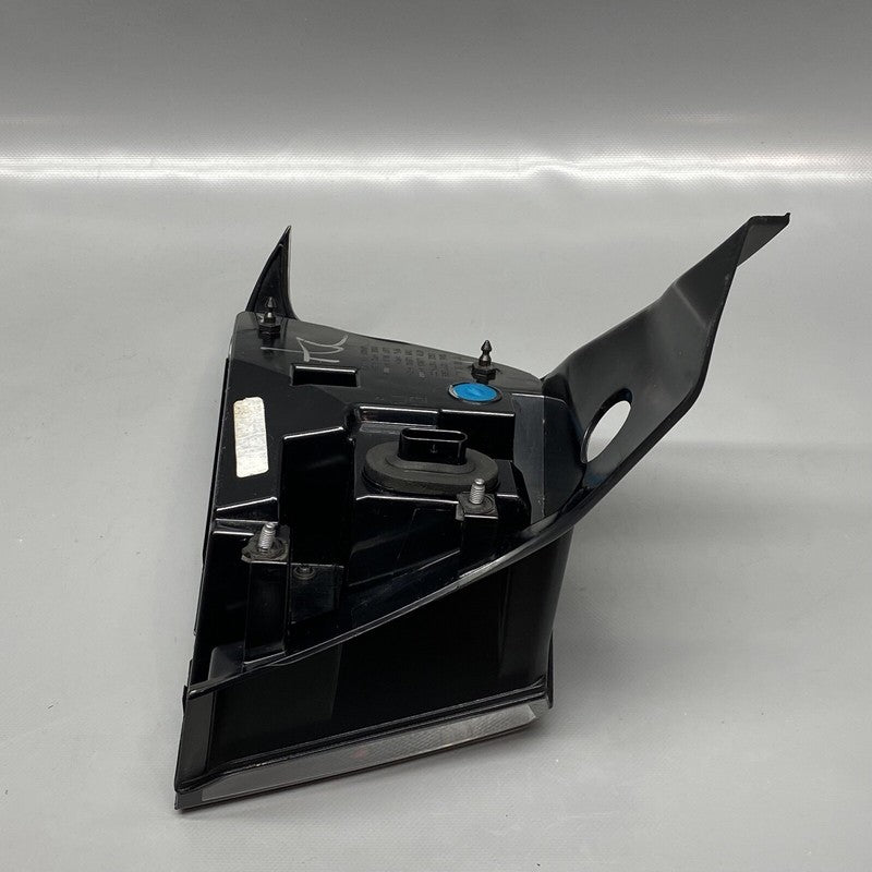 MODEL 3 TESLA MODEL 3 TAIL LIGHT RIGHT PASSENGER 2017 2018 2019 2020 OEM