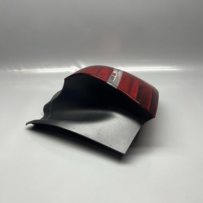 A1569068600 MERCEDES BENZ GLA250 TAIL LIGHT RIGHT PASSENGER 2018 2019 2020 OEM A1569068600