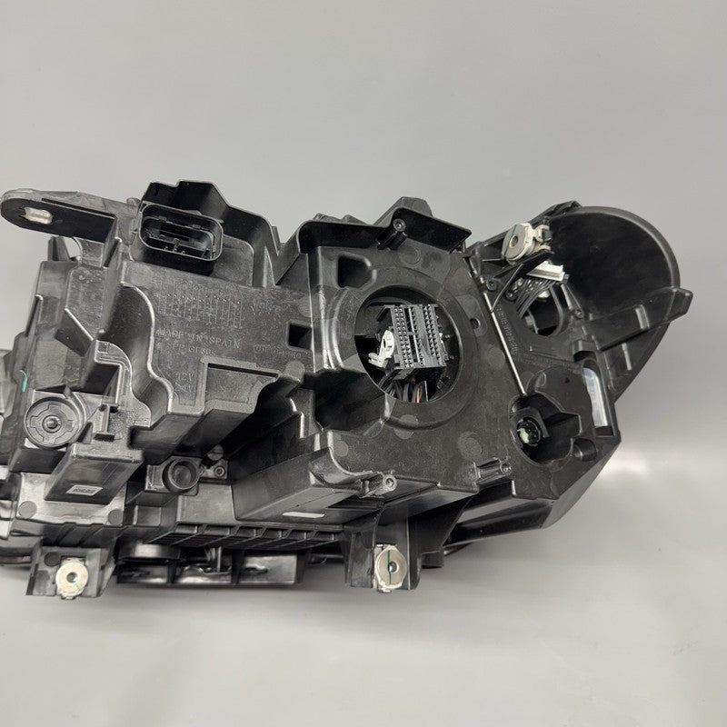 63115A01176 BMW X1 HEADLIGHT RIGHT PASSENGER 2020 2021 2022 LED 63115A01176 OEM