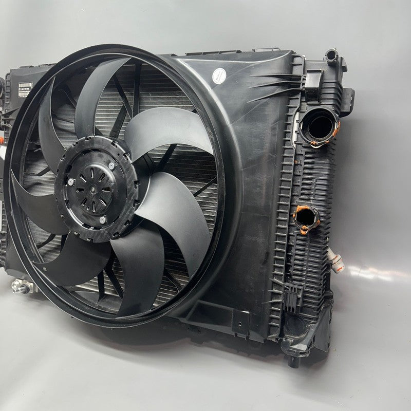 A2049066802 MERCEDES BENZ C250 COOLING RADIATOR FAN 2012 2013 2014 OEM A2049066802