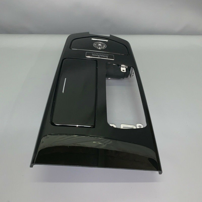 670031841  /  670011129 MASERATI GHIBLI CENTER GLOVE COMPARTMENT NEIMAN MARCUS 1 OF 100 2014 15 16 2017