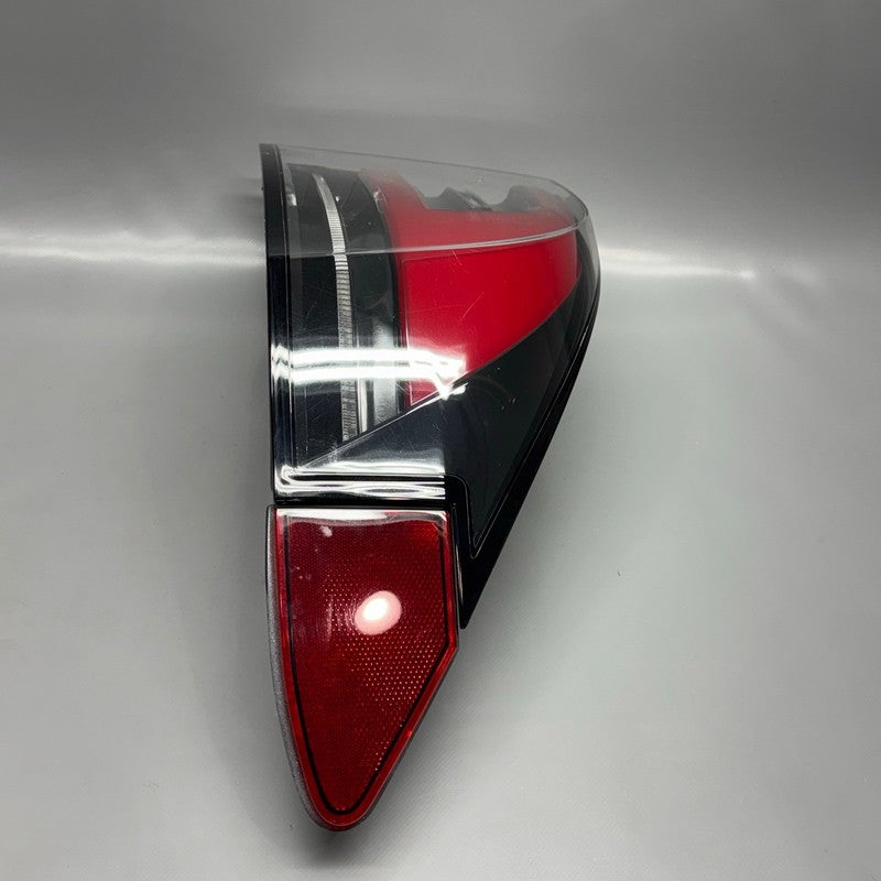 TESLA MODEL X TAIL LIGHT RIGHT PASSENGER 2016 2017 2018 2019 2020 OEM