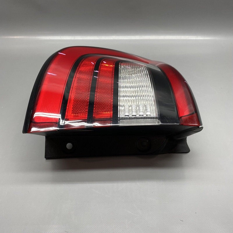 68155949AC DODGE DURANGO TAIL LIGHT LEFT DRIVER 68155949AC 2014 2015 2016 2017 2018 OEM