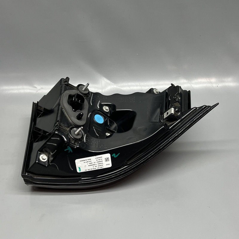 1034333-00-A TESLA MODEL X TAIL LIGHT RIGHT PASSENGER 2016 17 18 19 2020 LED OEM 1034333-00-A