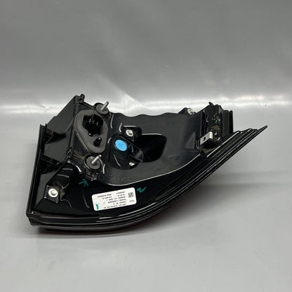 1034333-00-A TESLA MODEL X TAIL LIGHT RIGHT PASSENGER 2016 17 18 19 2020 LED OEM 1034333-00-A