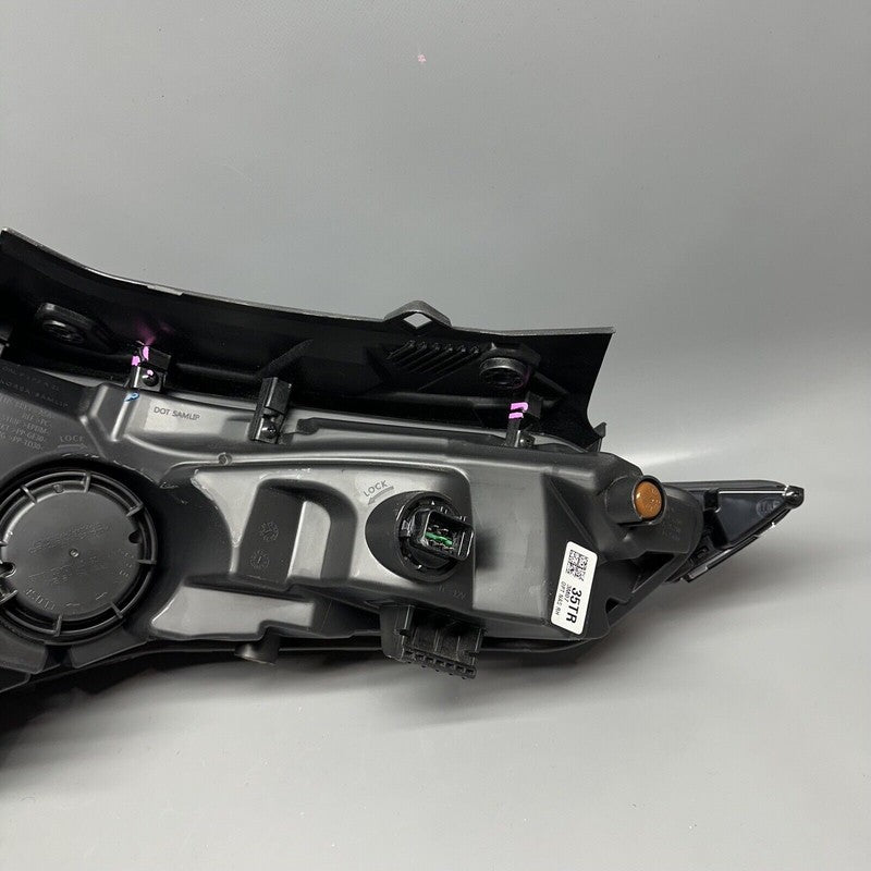 HYUNDAI TUCSON HEADLIGHT RIGHT PASSENGER 2022 2023 2024 OEM