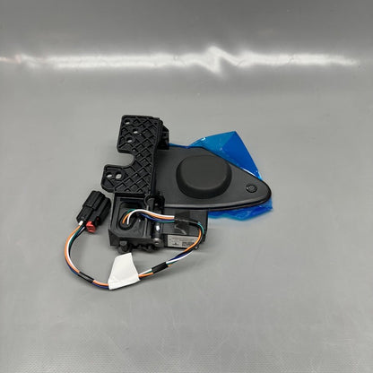 1042766-00-J TESLA MODEL S CHARGE DOOR REFLECTOR LIGHT LEFT 2016 2017 2018 2019 2020 OEM