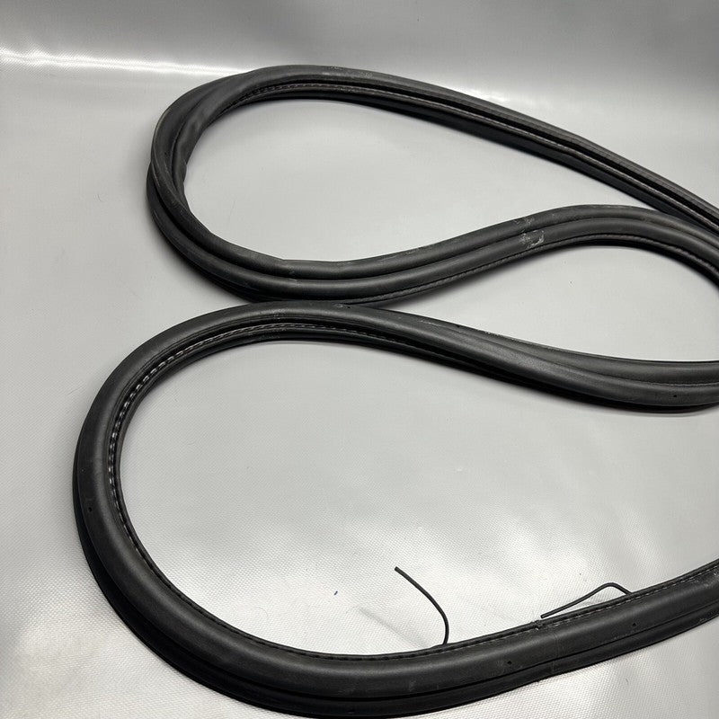 1486211-00-A TESLA MODEL X FRUNK SEAL WITH SECTION 2016 2017 2018 2019 2020 OEM 1486211-00-A