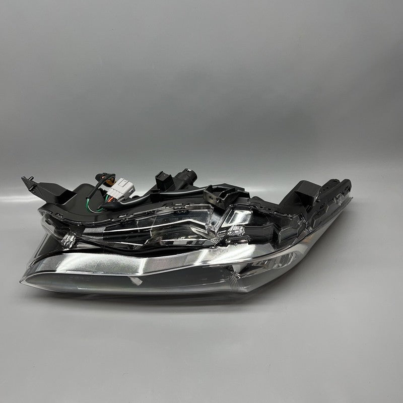 94001FL100 SUBARU IMPREZA HEADLIGHT RIGHT PASSENGER 2017 2018 2019 HALOGEN 84001FL100