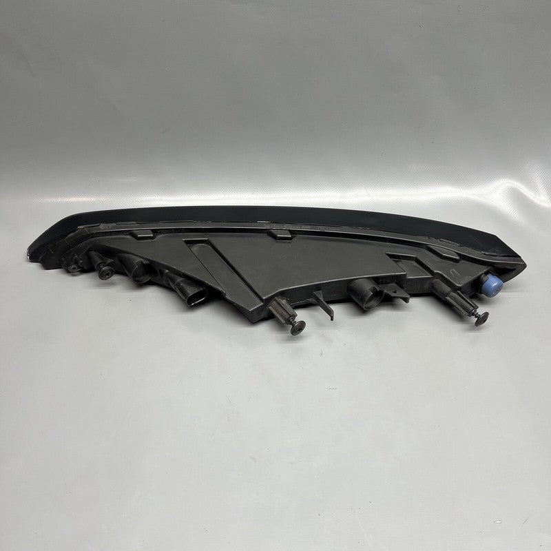 95B941181A PORSCHE MACAN S FOG LIGHT LEFT DRIVER 2016 2017 2018 LED OEM 95B941181A