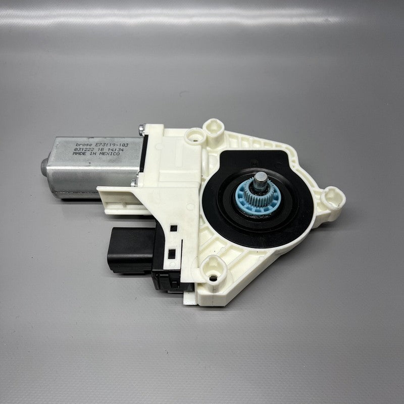 1526796-00-E TESLA MODEL Y WINDOW REGULATOR MOTOR RIGHT FRONT 2020 2021 22 2023 1526796-00-F