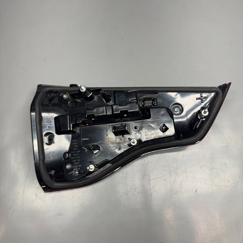 BMW X3M TAIL LIGHT RIGHT INNER PASSENGER 2018 2019 2020 2021 OEM 89853