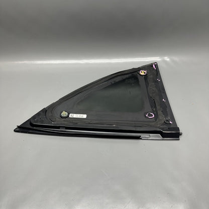 1495741-99-H TESLA MODEL Y QUARTER GLASS RIGHT REAR 2020 2021 2022 2023 OEM 1495741-99-H