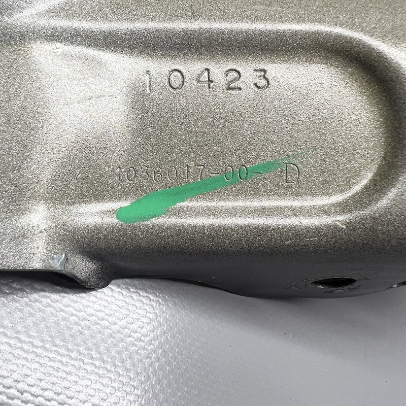 1086017-00-D TESLA MODEL 3 FENDER SUPPORT BRACKET LEFT FRONT 2017 18 19 20 2021 1086017-00-D