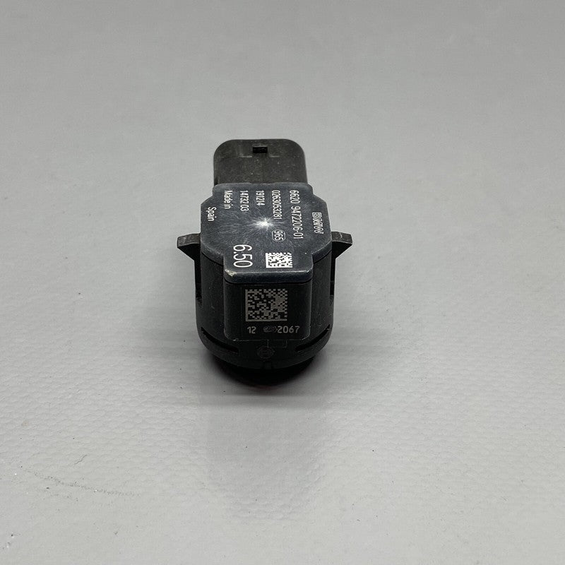 9472206-01 BMW M8 FRONT PARKING PDC SENSOR 2018 2019 2020 2021 OEM 9472206-01