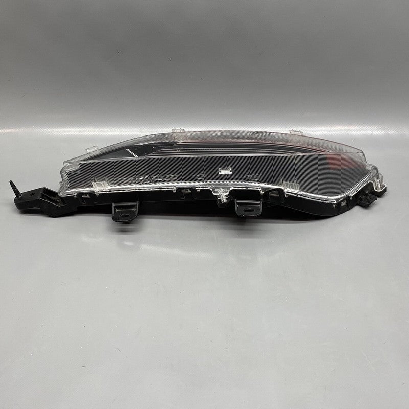 TOYOTA VENZA BUMPER SIGNAL LIGHT LEFT DRIVER 2021 2022 OEM