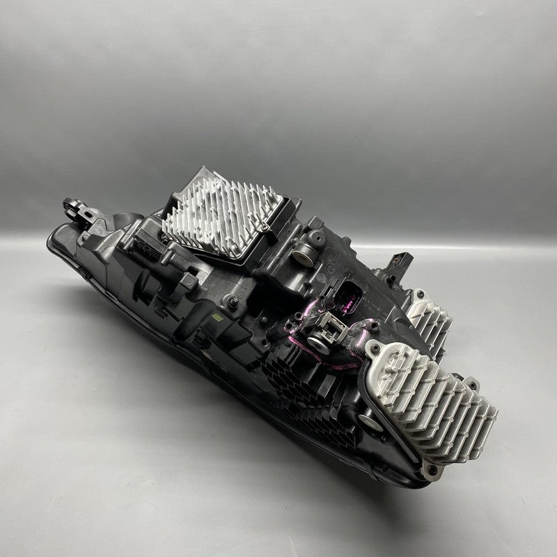 4KE941039B AUDI E-TRON HEADLIGHT LEFT DRIVER 4KE941039B 2019 2020 2021 2022 LED OEM