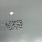 95B845202B PORSCHE MACAN DOOR WINDOW GLASS RIGHT FRONT 2015 2016 2017 2018 95B845202B OEM