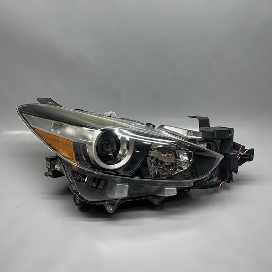 3 MAZDA 3 HEADLIGHT RIGHT PASSENGER 2017 2018 HALOGEN OEM