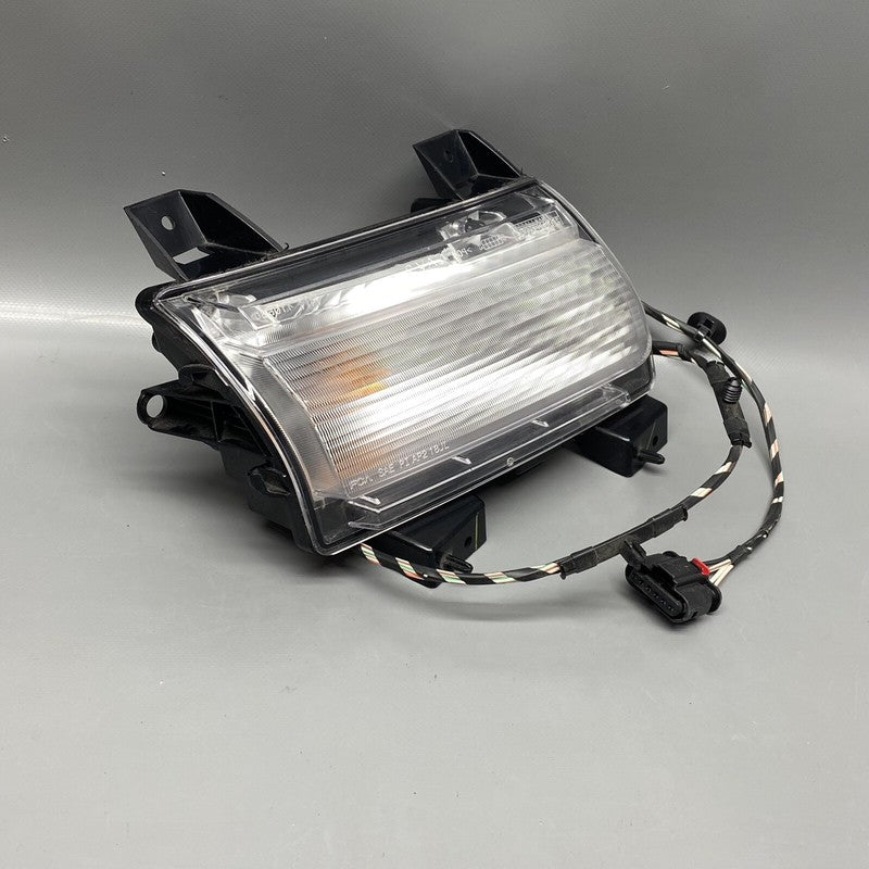 68307244AG JEEP WRANGLER TURN SIGNAL RIGHT PASSENGER 2018 19 20 21 22 2023 OEM 68307244AG