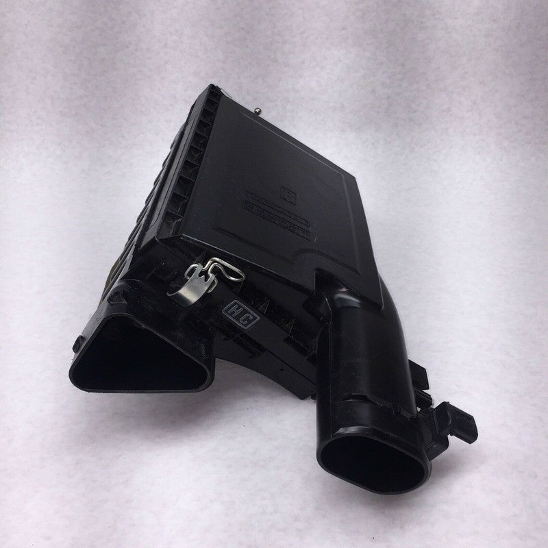 17701-38120 LEXUS LS460 LS600H INTAKE AIR CLEANER RIGHT 2007 2008 2009 2010 2011 2012 OEM