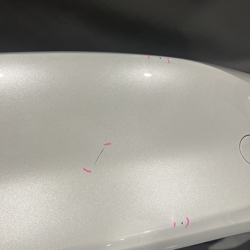 1493745-00-A TESLA MODEL Y FRONT BUMPER 2023 2024 NON SENSOR OEM 1493745-00-A