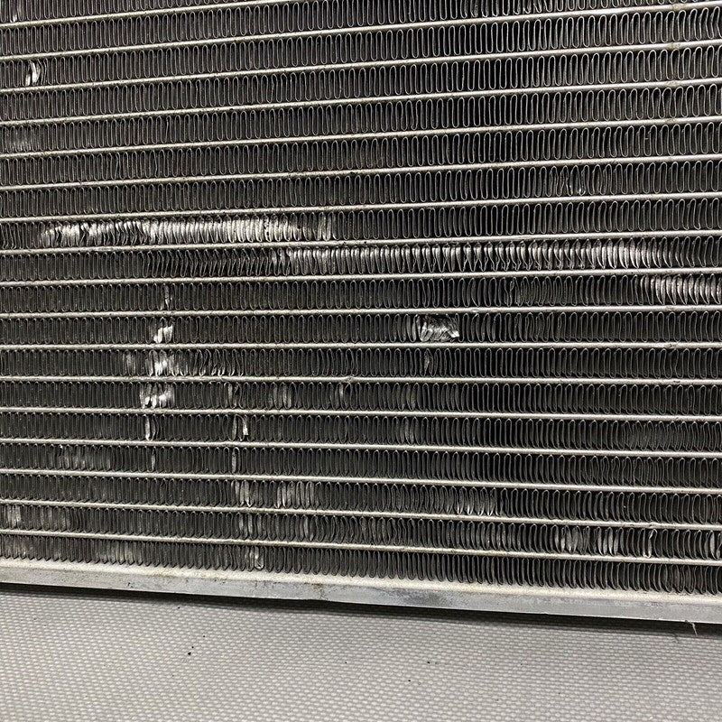 4F0121251M AUDI A6 V6 COOLING RADIATOR 4F0121251M OEM 2005 2006 2007 2008 2009 2010 2011 