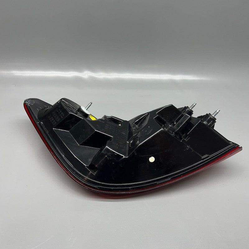 BMW M3 TAIL LIGHT RIGHT PASSENGER LED OEM 2019 2020 2021 2022 H45A3BCA