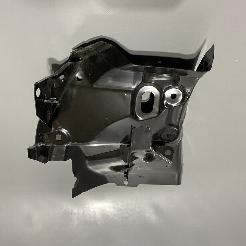 1095609-00-E TESLA MODEL 3 TAIL LIGHT POCKET RIGHT 1095609-00-E 2017 2018 2019 2020 OEM