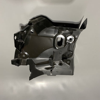 1095609-00-E TESLA MODEL 3 TAIL LIGHT POCKET RIGHT 1095609-00-E 2017 2018 2019 2020 OEM