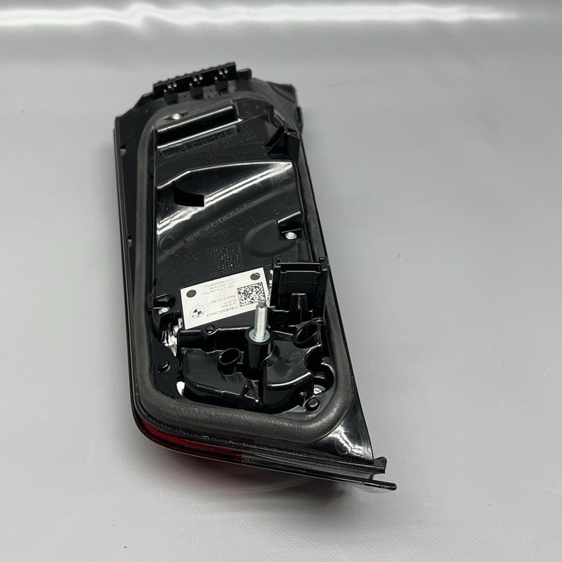 h85a3bc6403 BMW M3 TAIL LIGHT INNER RIGHT 330 2019 2020 2021 OEM 