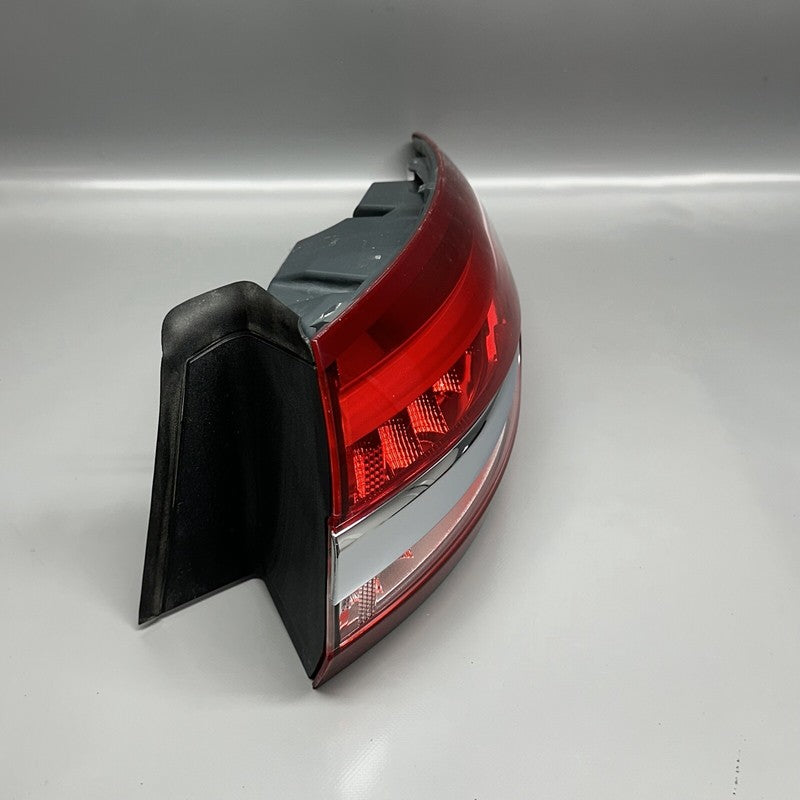 HS73-13404-AC FORD FUSION TAIL LIGHT RIGHT PASSENGER 2017 2018 2019 2020 OEM HS73-13404-AC