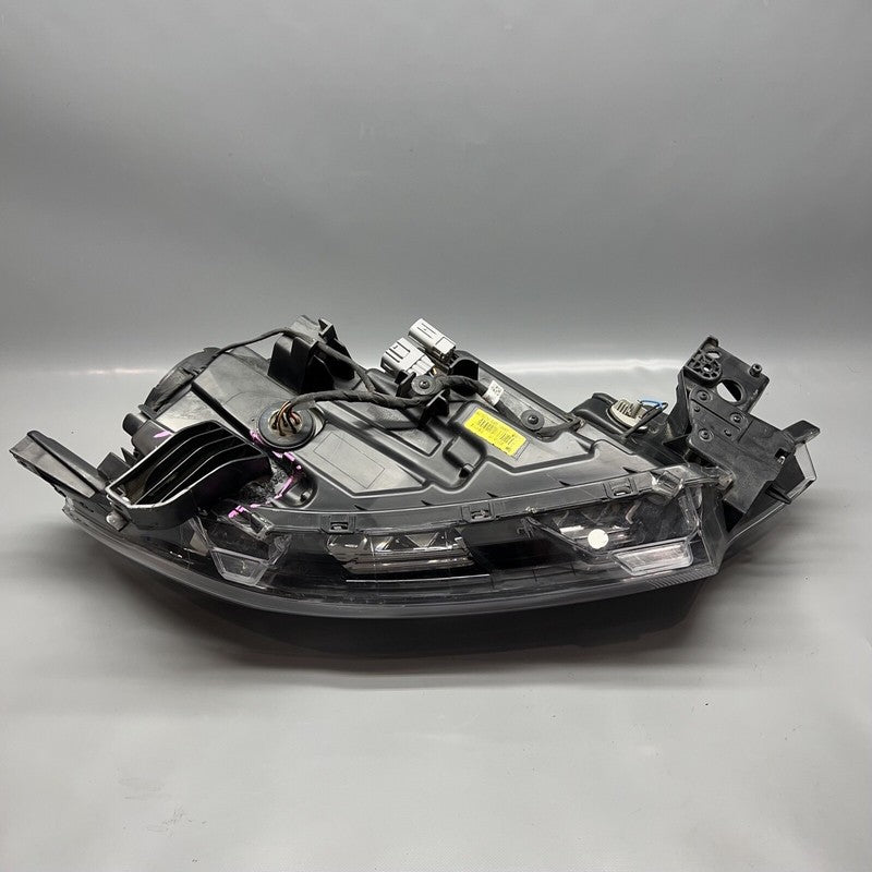 MITSUBISHI OUTLANDER HEADLIGHT LEFT DRIVER 2016 2017 2018 2019 2020 HALOGEN OEM 