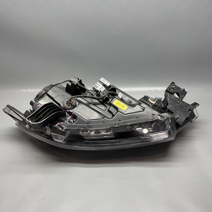 MITSUBISHI OUTLANDER HEADLIGHT LEFT DRIVER 2016 2017 2018 2019 2020 HALOGEN OEM 