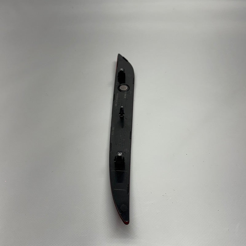 TESLA MODEL 3 REAR BUMPER REFLECTOR RIGHT PASSENGER 2017-2020 2021 OEM