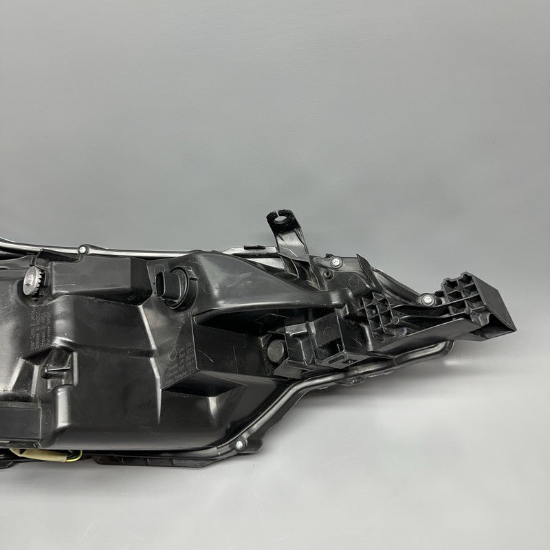 TOYOTA COROLLA HEADLIGHT LEFT DRIVER 2017 2018 2019 OEM
