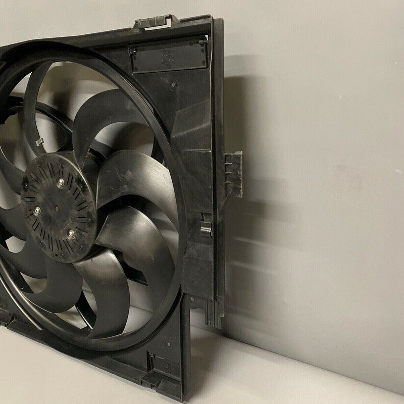 7608409 BMW 428 RADIATOR COOLING FAN 328 F32 F30 7608409 2012 2013 2014 2015 OEM