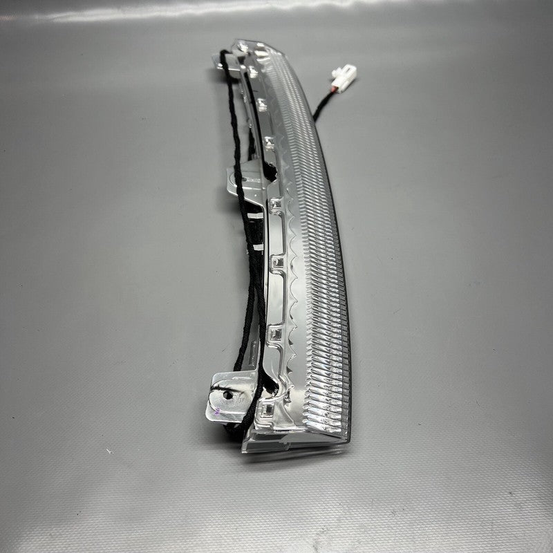 MASERATI GHIBLI REAR 3RD BRAKE LIGHT 2014 2015 2016 2017 OEM 670008130