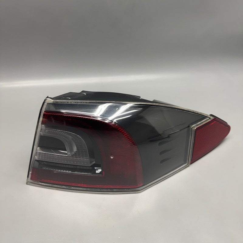 TESLA MODEL S TAIL LIGHT RIGHT PASSENGER 2012-2015 2016 2017 2018 2019