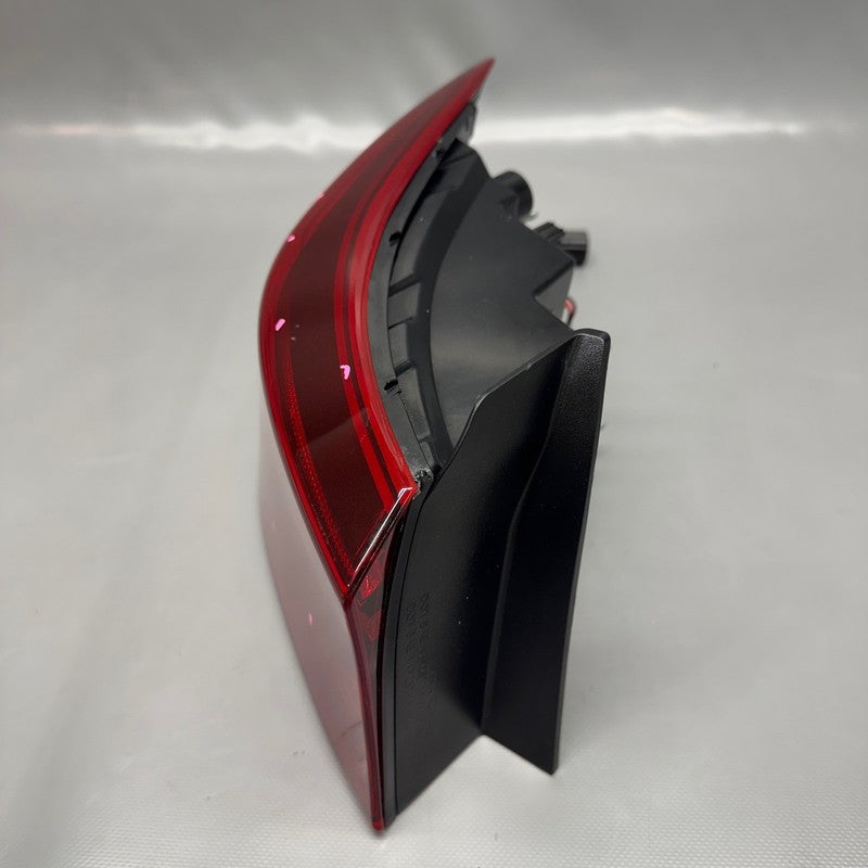 KIA FORTE TAIL LIGHT LEFT DRIVER 2019 2020 2021 2022 2023 OEM 92401M70